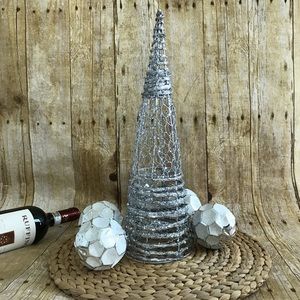Glitter Metal Christmas Tree